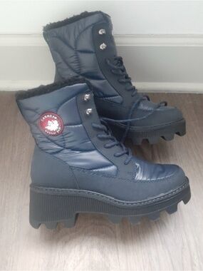 Canadadee Navy Quilted Lace-Up Platform Boots with Faux Fur Trim